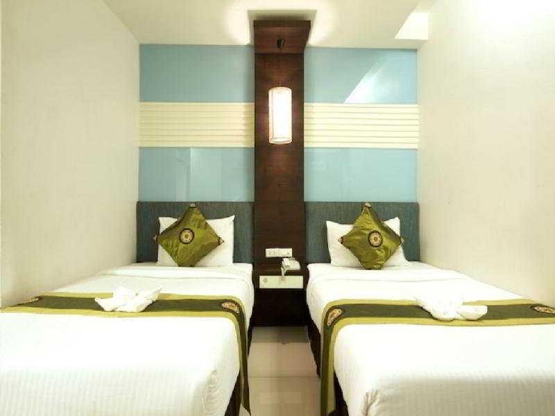 Oasis Inn Bangkok Luaran gambar