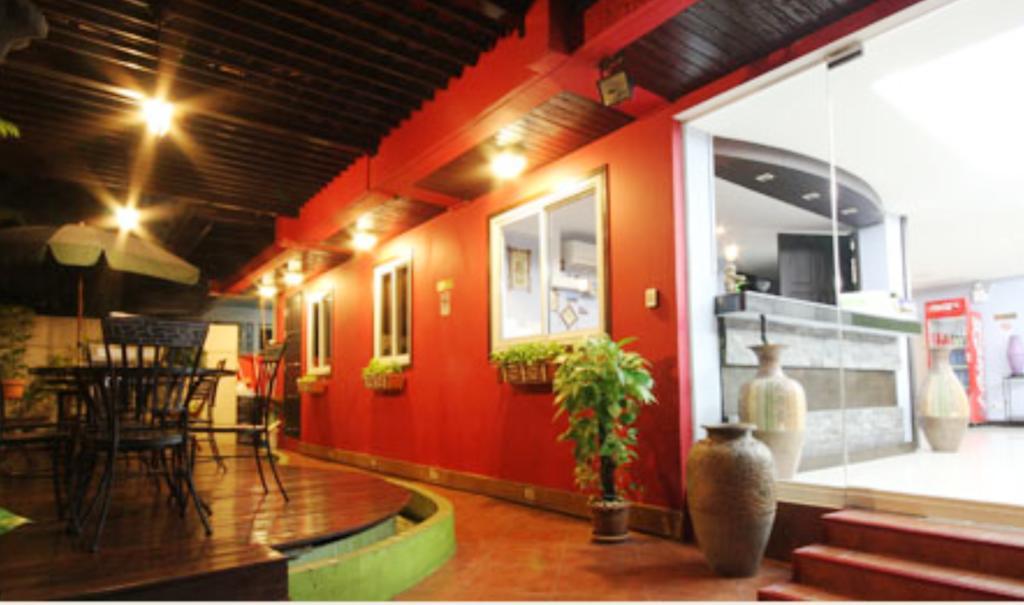 Oasis Inn Bangkok Luaran gambar